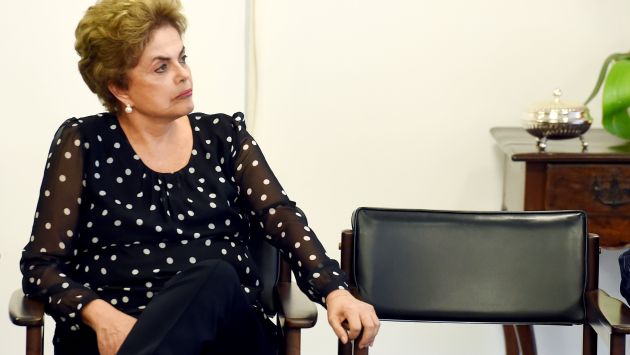 Dilma Rousseff enfrenta un pedido de destitución. (AFP)