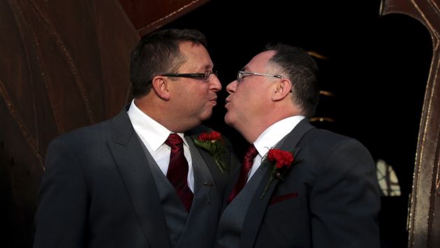Colombia avala definitivamente el matrimonio entre personas del mismo sexo. (AP)