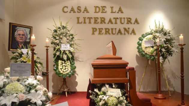Oswaldo Reynoso fue velado en el auditorio de la Casa de la Literatura. (Atoq Ramón)