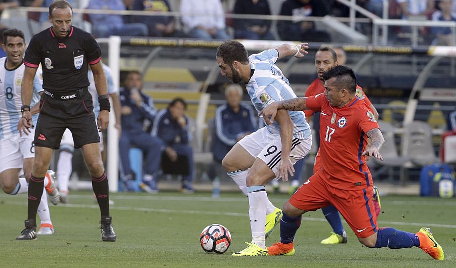 Argentina derrotó 2-1 a Chile en partido por el Grupo D de la Copa América Centenario [Videos]