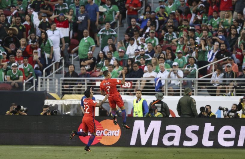 Chile goleó 7-0 a México con póker de Eduardo Vargas y pasó a las semifinales de la Copa América Centenario [Fotos y Video]