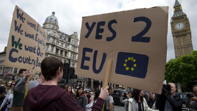 Brexit: Eliminan 77,000 firmas fraudulentas de la petición para otro referendo en Reino Unido. (AFP)