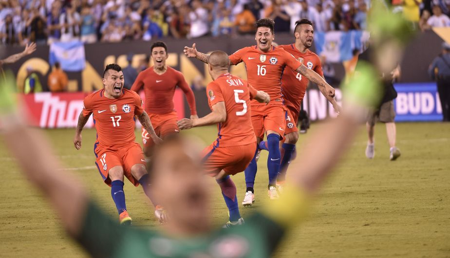 Chile venció a Argentina en tanda de penales y es el campeón de la Copa América Centenario [Fotos y video]