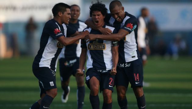 Óscar Vílchez ilusionado con emigrar tras victoria de Alianza Lima sobre Sporting Cristal. (Andina)