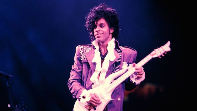 Prince: Rematan en US$96 mil vestimenta que el cantante utilizó en filme 'Purple Rain'. (RollingStone.com)