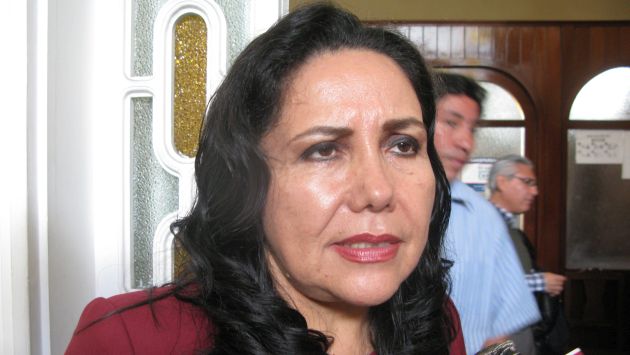 Gloria Montenegro dijo que la administración de Elidio Espinoza no trabaja con orden y transparencia. (USI)