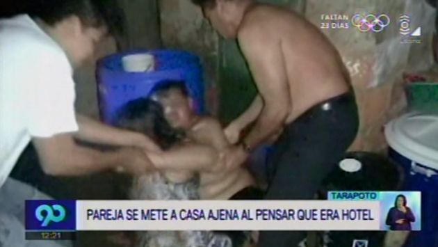 Pareja en estado de ebriedad confundió casa con un hostal en Tarapoto. (Captura de TV)