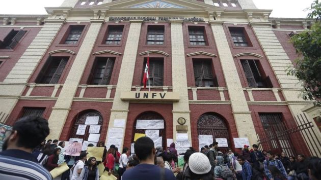 Universidad Federico Villarreal: Estudiantes tomaron sede del Rectorado. (USI)