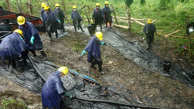 PetroPerú informó que fuga en Oleoducto Norperuano fue provocado por terceros. (EFE)