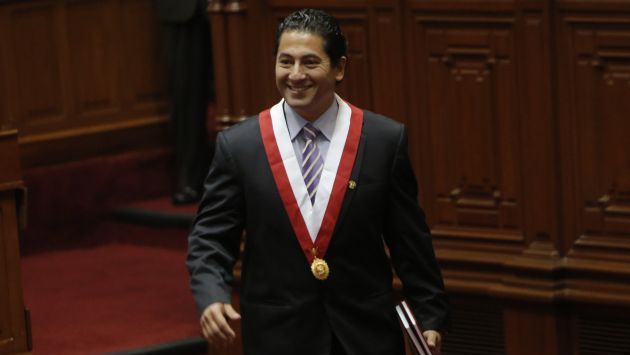 Salvador Heresi es designado presidente de la Comisión de Justicia en lugar de Alberto de Belaunde. (Perú21)