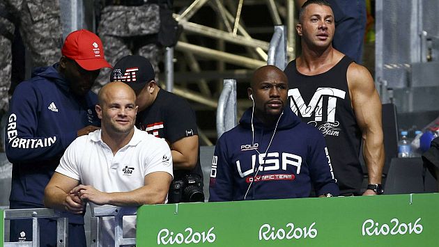 Floyd Mayweather aprovecha Río 2016 para reclutar boxeadores que formen parte de su empresa