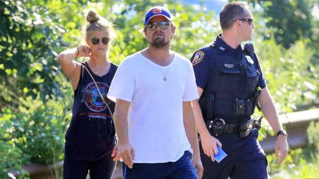 Leonardo DiCaprio y su pareja Nina Agdal salieron ilesos de un accidente de tránsito. (Dailymail.co.uk)