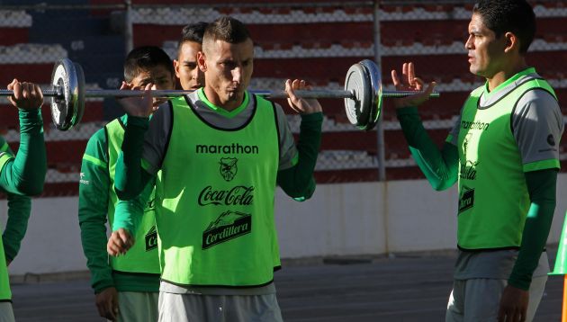 Bolivianos ya están listos para su encuentro contra Perú. (EFE)
