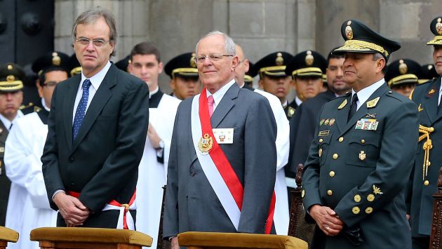 Pedro Pablo Kuczynski destacó la necesidad de homologar y mejorar los sueldos a a los policías. (Flickr Presidencia Perú)