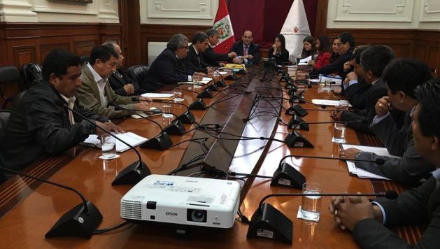 Cónclave. Fernando Zavala inició ronda de diálogo con el Partido Aprista. (Perú21)