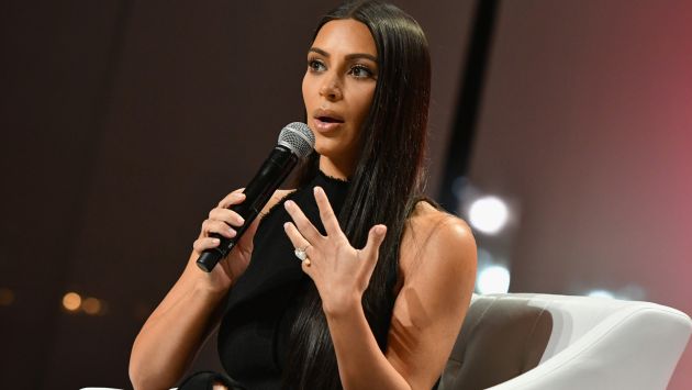 Kim Kardashian fue encañonada por dos hombres enmascarados en hotel en París. (EFE)