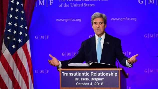 John Kerry anunció que aún están buscando la paz para Siria.