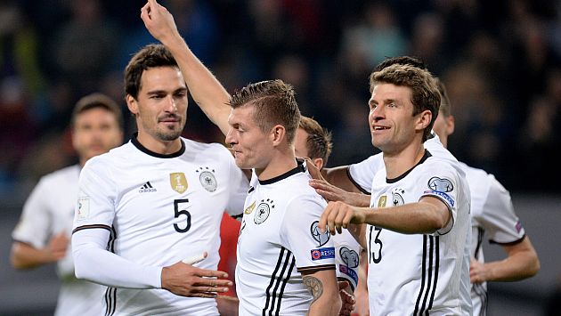 Alemania goleó 3-0 a República Checa con un doblete de Thomas Muller por las Eliminatorias de Europa. (EFE)