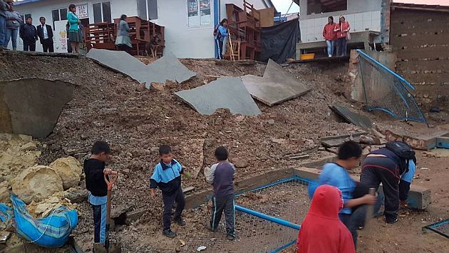 Cajamarca: Colapsó muro de colegio San Ramón y niños podrían ... - Diario Perú21