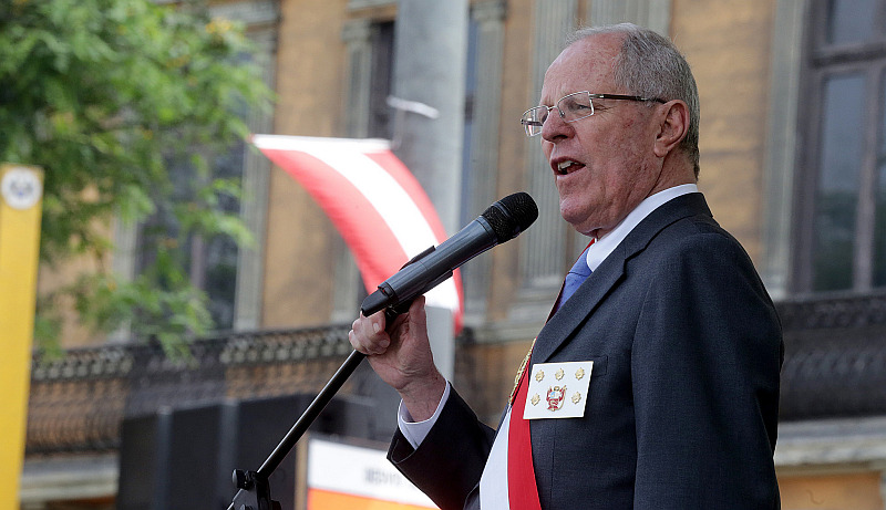 PPK encabezó ceremonia en la plaza Francisco Bolognesi. (Presidencia Perú en Flickr)