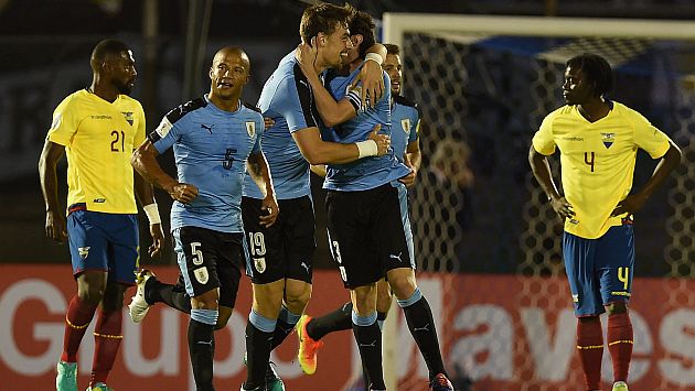 Uruguay ganó 2-1 a Ecuador en partido por las Eliminatorias Rusia 2018. (AFP)
