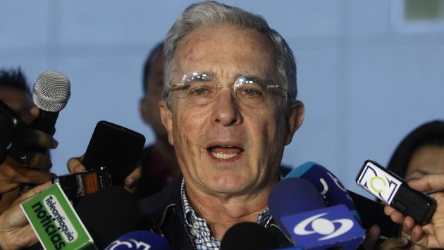Nuevo pacto de paz para Colombia aún no es definitivo, dice expresidente Álvaro Uribe. (EFE)