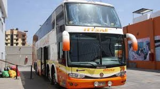 Sutran multará a buses interprovinciales que adelanten a otros vehículos. (Perú21)