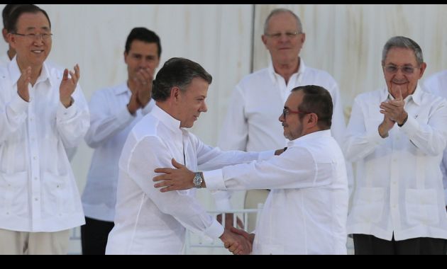Gobierno y FARC aseguran que nuevo tratado es definitivo (Latinoamerica Libre).