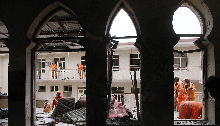 Al menos 27 muertos en Kabul por atentado suicida contra mezquita. (EFE)
