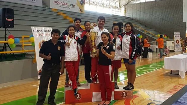 Selección femenina de lucha logró primer lugar en Sudamericano realizado en Colombia. (IPD)
