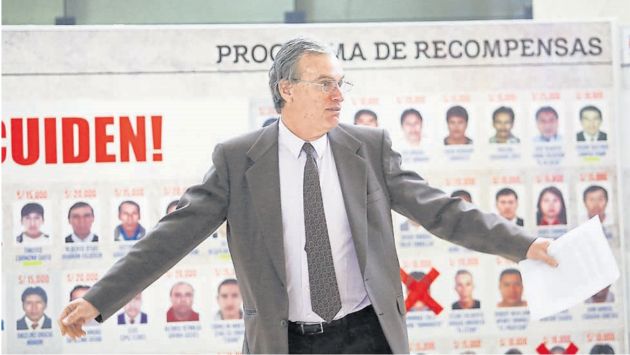 Carlos Basombrío promulgará un segundo paquete de 17 decretos legislativos. (Roberto Cáceres)