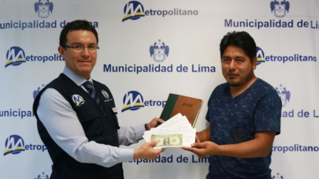 Empresario recuperó cheques por S/65 mil que olvidó en la estación Naranjal del Metropolitano. (Difusión)