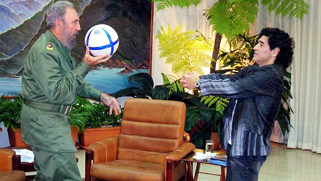 Diego Maradona lamentó muerte de Fidel Castro. (Reuters)