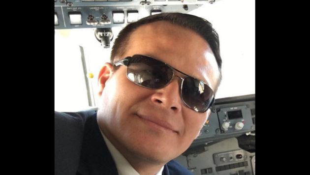 Miguel Quiroga, piloto del avión, falleció en el impacto. (EFE)