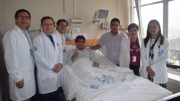 Elías Henry Ramos Chacaliaza (30) fue sometido con éxito a trasplante de riñón con innovador procedimiento. (Difusión)