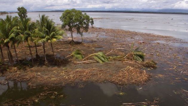 Un terremoto de 7 grados en el Mar de Bismarck, al este de Papúa Nueva Guinea, provocó en 1998 una ola gigante que arrasó decenas de aldeas y causó más de 2.200 muertes. (Gettyimages)