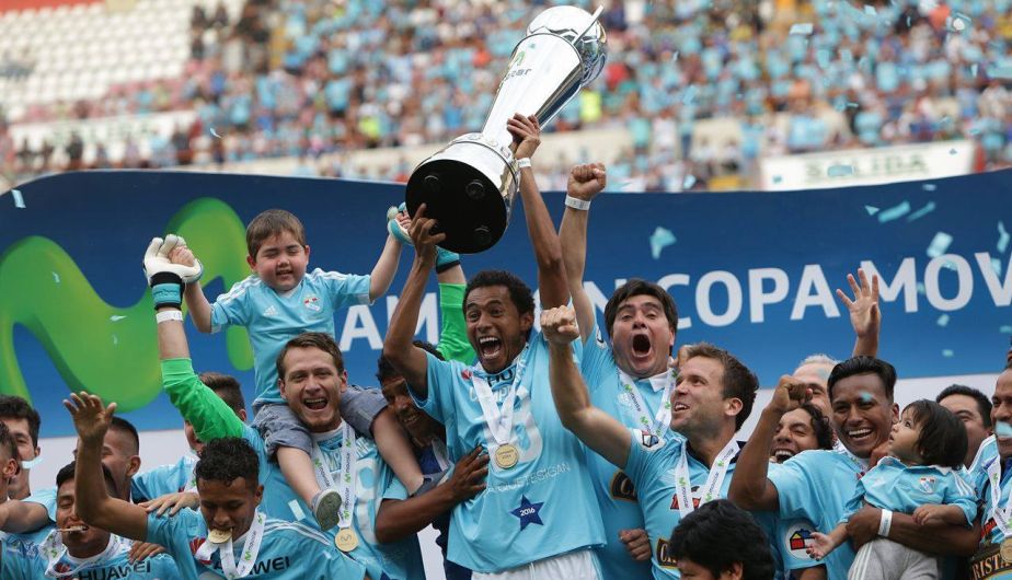 Sporting Cristal igualó 0-0 con Melgar y se proclamó campeón del Torneo Descentralizado 2016