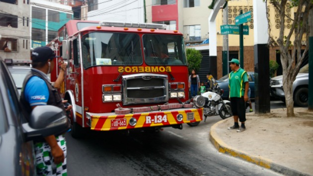 Los bomberos tienen problemas. (Luis Centurión/ Perú21)