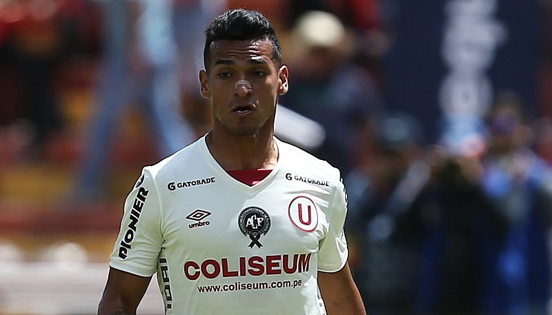 Miguel Trauco tendrá que demostrar que es el mejor del fútbol peruano en cancha brasileña el año que viene. (Depor)
