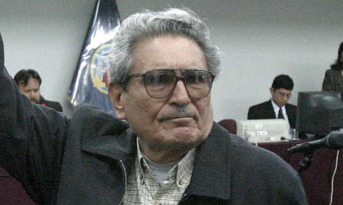 Abimael Guzmán pide recibir visitas de Elena Yparraguirre y su abogado ya presentó hábeas corpus. (Perú21)