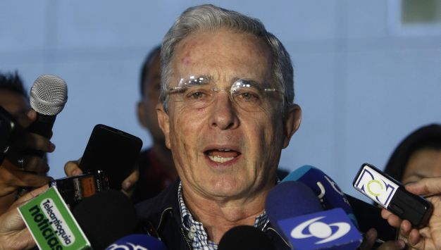 Ex presidente colombiano pidió una “severa sanción” para el funcionario de su gobierno. (EFE)