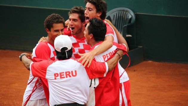 Brian Panta, Mauricio Echazú, Duilio Vallebuona y Juan Pablo Varillas integraron el grupo. (Federación Peruana de Tenis)