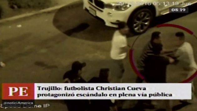 Christian Cueva protagonizó escándalo en la vía pública en Trujillo. (América)