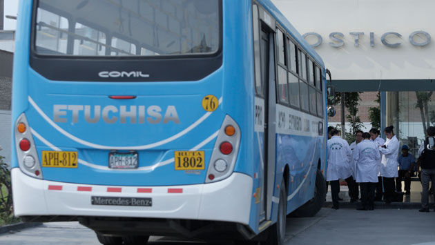 El pasado 30 de diciembre, tres hampones subieron como falsos pasajeros al bus