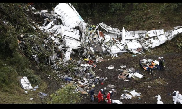 Técnico aeronáutico boliviano es encarcelado por accidente de avión Lamia (El Periódico).