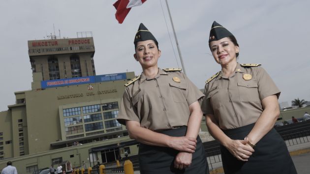 María Hinostroza Pereyra y Ángela García Estación son las nuevas generalas de la Policía Nacional. (Piko Tamashiro/Perú21)