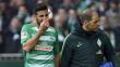 Claudio Pizarro se lesionó y el Werder Bremen perdió 1-2 contra el Bayern Munich
