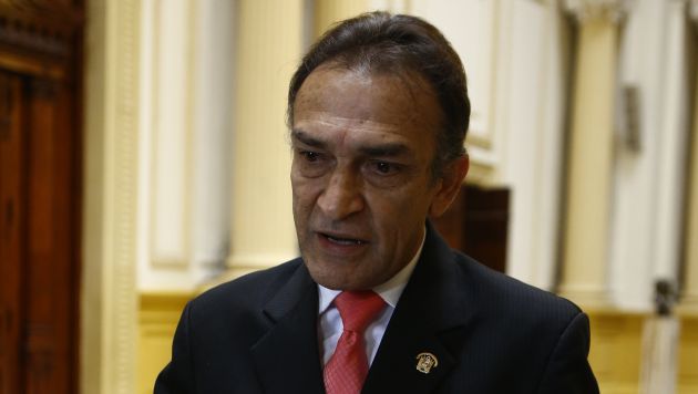"Sería muy lamentable que lleguemos a una acusación constitucional contra el fiscal de la Nación", dijo Becerril. (Perú21)