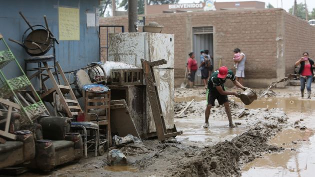 Urgente. Vecinos de cuatro distritos del este de la capital están en peligro por deslizamientos. (Anthony Niño de Guzmán/Perú21)