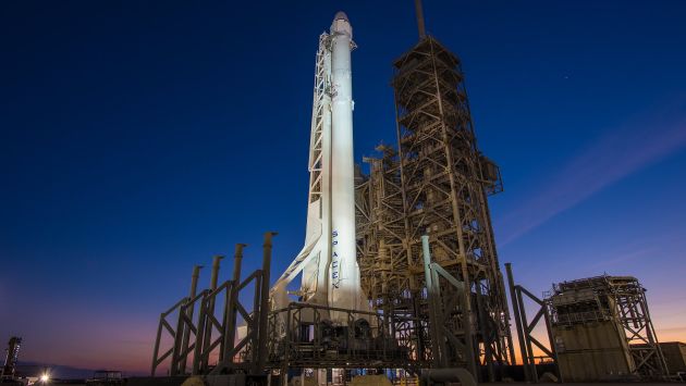 NASA: SpaceX suspende lanzamiento de cohete minutos antes de su despegue. (EFE)